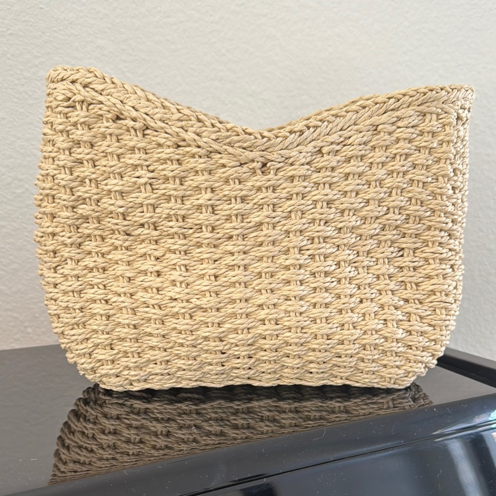 Elegant Tan Woven Women's Bag